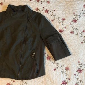 ON HOLD Marc Olive chic bomber jacket